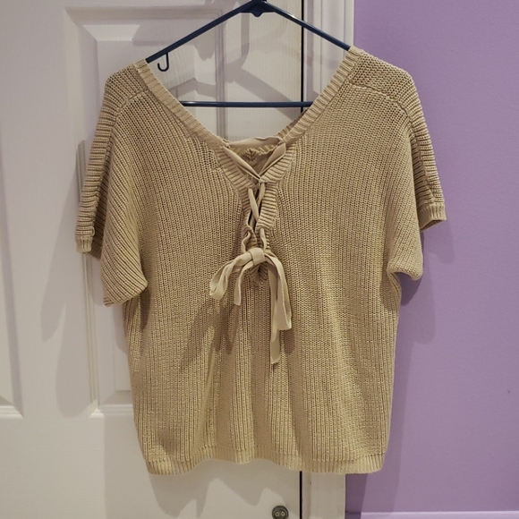 Textured Cream Top - Picture 2 of 16